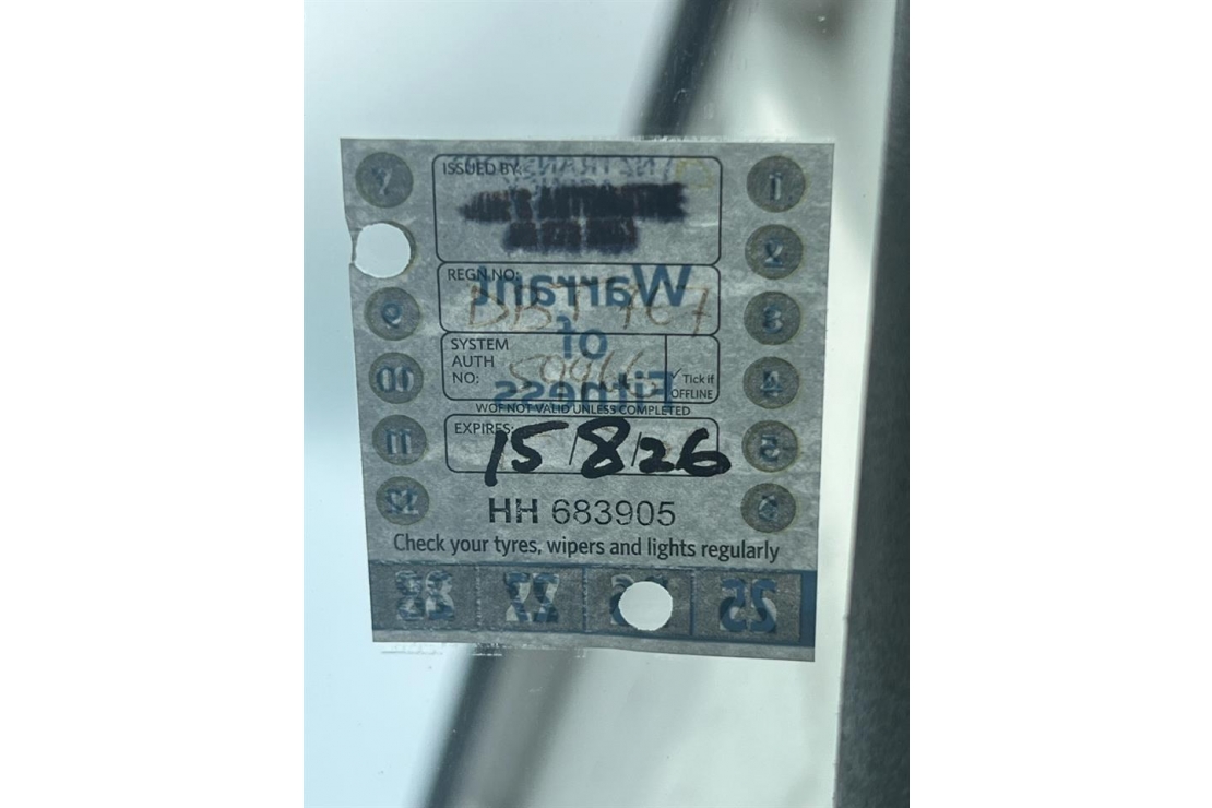 Ilikethat - Mazda, Familia PRICED TO SELL, HANDY HAT..., 2002  - Auckland City, Auckland 