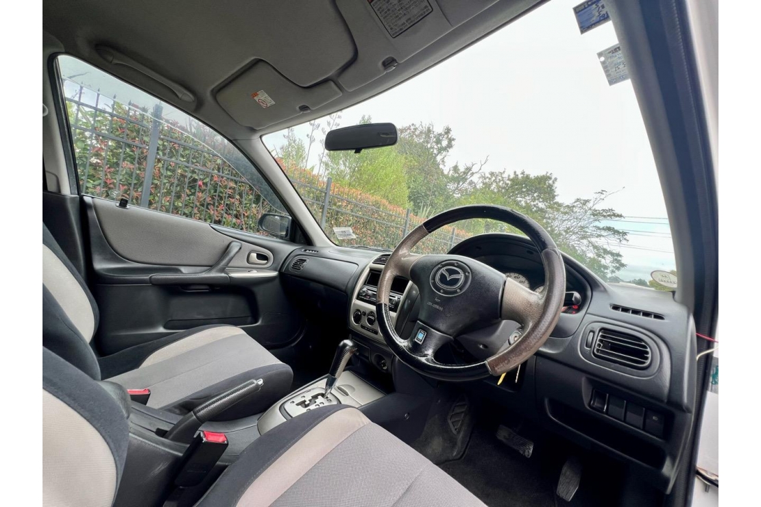 Ilikethat - Mazda, Familia PRICED TO SELL, HANDY HAT..., 2002 - Auckland City, Auckland 