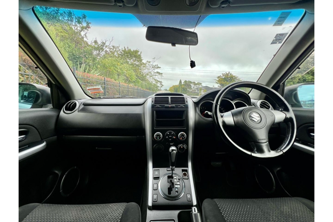 Ilikethat - Suzuki, Escudo 4WD, ALLOYS, TIDY, 2008 - Auckland City, Auckland 
