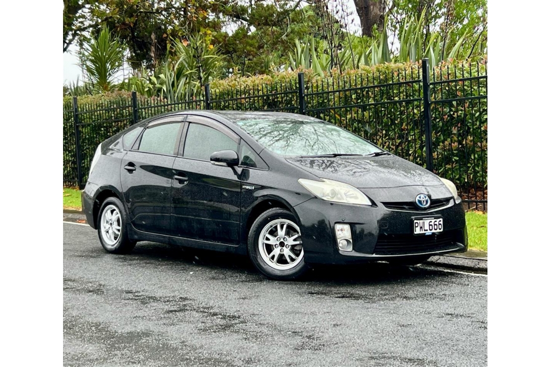 Ilikethat - Toyota, Prius HYBRID, GAS SAVER, RELIAB..., 2010 - Auckland City, Auckland 