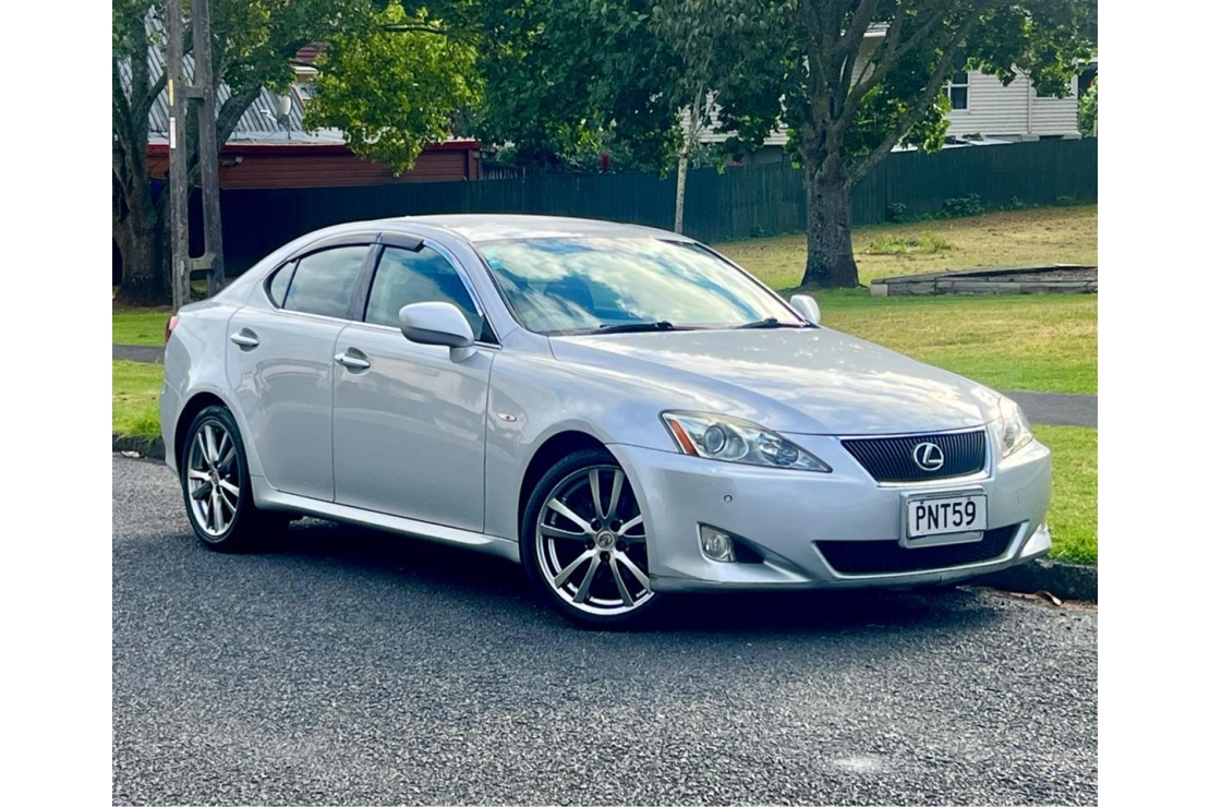 I like that Featured Classified Listing - Lexus, IS250 2.5P, V6, LOW KMS, REVERS..., 2008 - Auckland City, Auckland