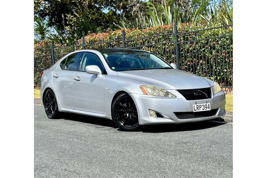 Ilikethat - Lexus, IS250 V6, BLACK OUT, LOW KMS, L..., 2005 - Auckland City, Auckland 