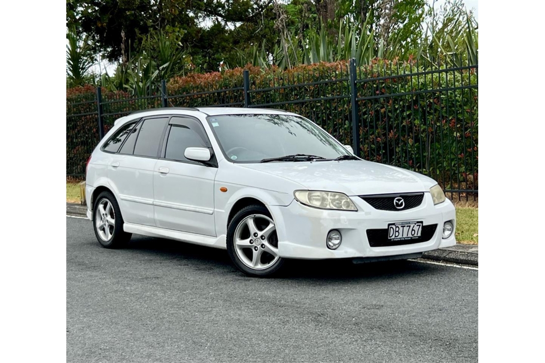 Ilikethat - Mazda, Familia PRICED TO SELL, HANDY HAT..., 2002 - Auckland City, Auckland 