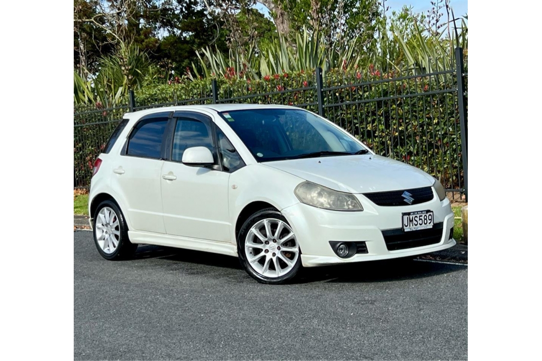 I like that Featured Classified Listing - Suzuki, SX4 PRICED TO SELL, ALLOYS, H..., 2006 - Auckland City, Auckland