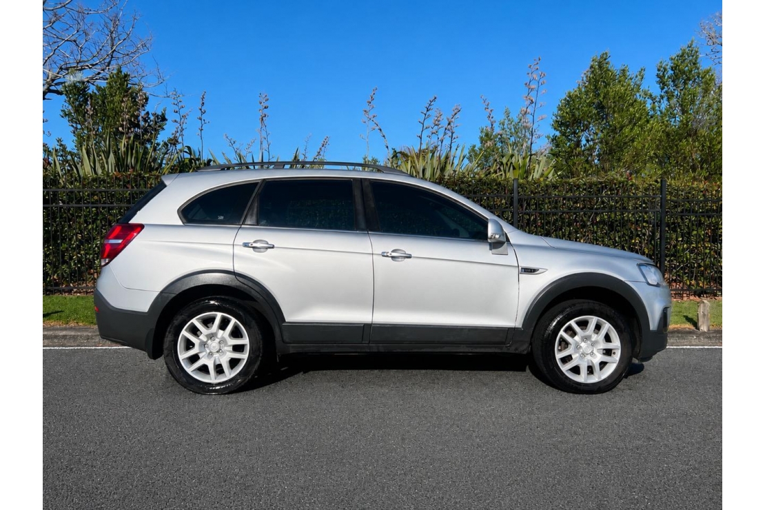 Ilikethat - Holden, Captiva LS EQUIPE, 2.4P, 7 SEATER, LEATHER, LOW KMS, ..., 2016 - Auckland City, Auckland