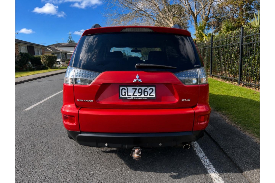 Ilikethat - Mitsubishi, Outlander XLS 2.4P, 4WD, RELIABLE, TINTED, TOW BAR, CHE..., 2012 - Auckland City, Auckland