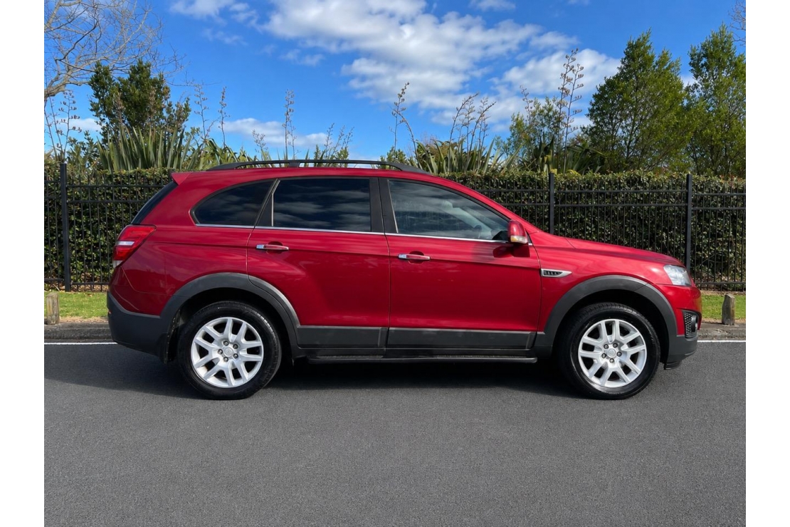 Ilikethat - Holden, Captiva 7 LS EQUIPE 2.4P, LOW KMS, NZ NEW, LEATHER SE..., 2015 - Auckland City, Auckland