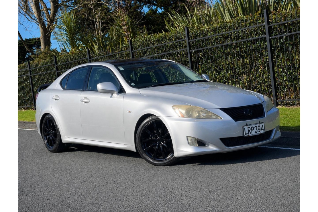 Ilikethat - Lexus, IS250 V6, BLACK OUT, LOW KMS, LEATHER, SPORTY, REVE..., 2005 - Auckland City, Auckland