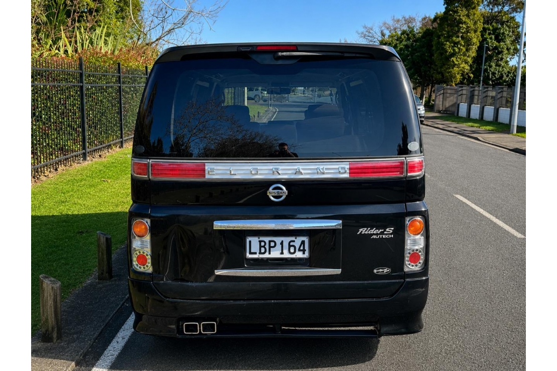 Ilikethat - Nissan, Elgrand 2.5P, 8 SEATER, RELIABLE, TINTED, CHEAP!!!, 2007 - Auckland City, Auckland