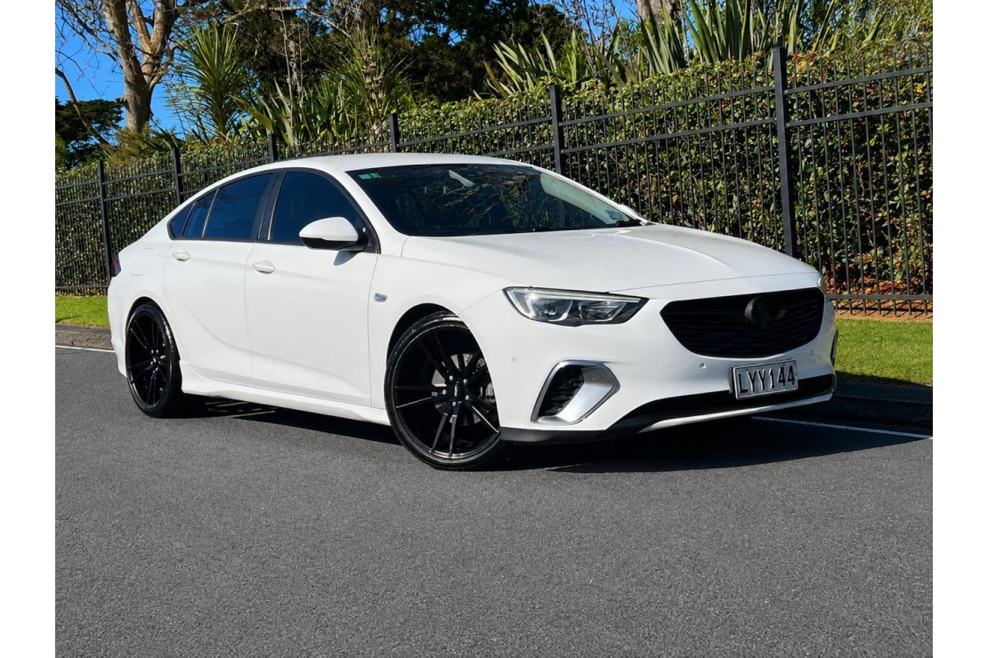 Ilikethat - Holden, Commodore RS 2.0P, LUXURY, SPORTY, BLUETOOTH, REVERSE C..., 2019 - Auckland City, Auckland