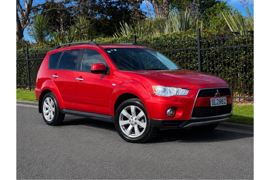 Ilikethat - Mitsubishi, Outlander XLS 2.4P, 4WD, RELIABLE, TINTED, TOW BAR, CHE..., 2012 - Auckland City, Auckland