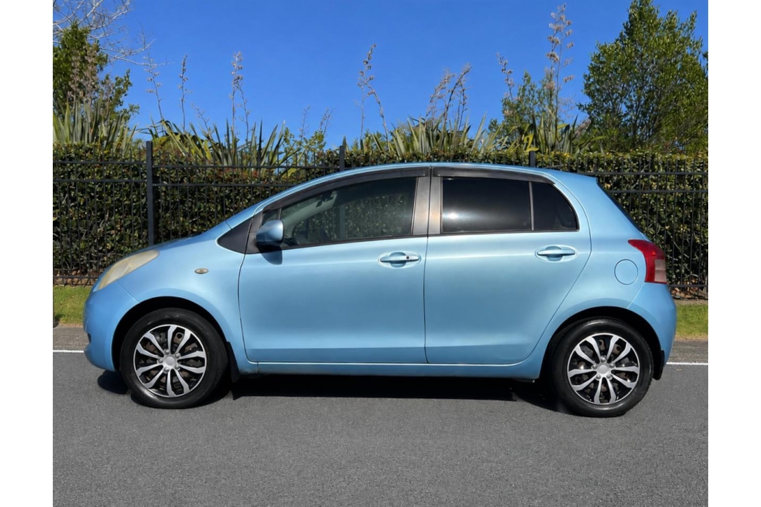 Ilikethat - Toyota, Vitz LOW KMS, BEAT THE GAS PRICES TODAY!!!, 2005 - Auckland City, Auckland