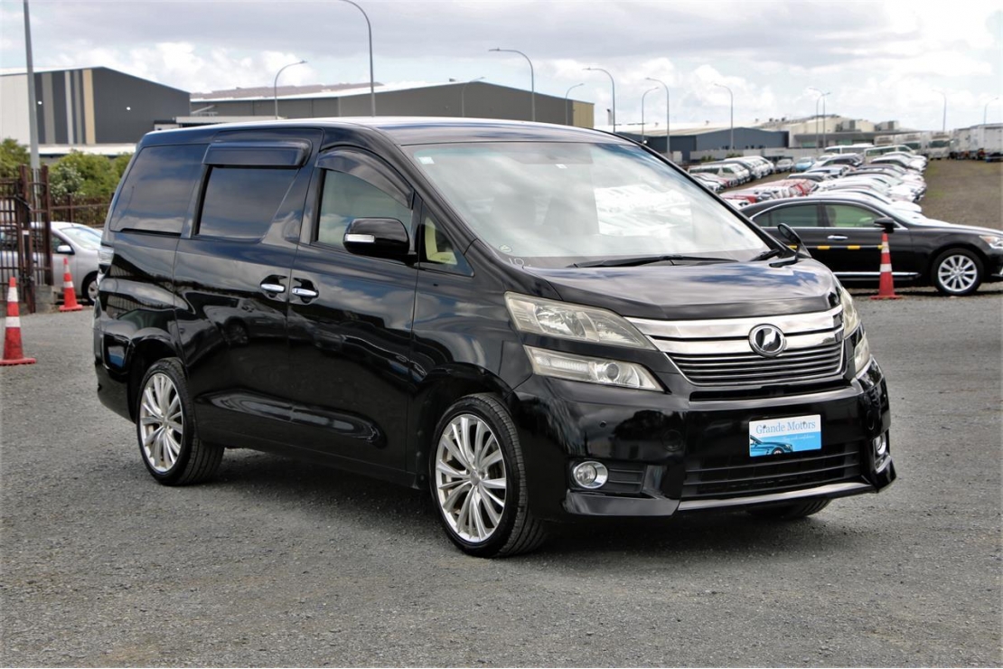 Ilikethat - Toyota, Vellfire 4WD.8 seats.Rear camera.B..., 2012 - Auckland City, Auckland