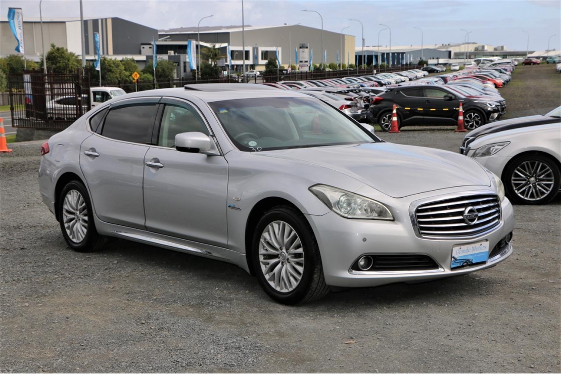 Ilikethat - Nissan, Cima Hybrid.Leather.Sunroof.Ra..., 2012 - Auckland City, Auckland
