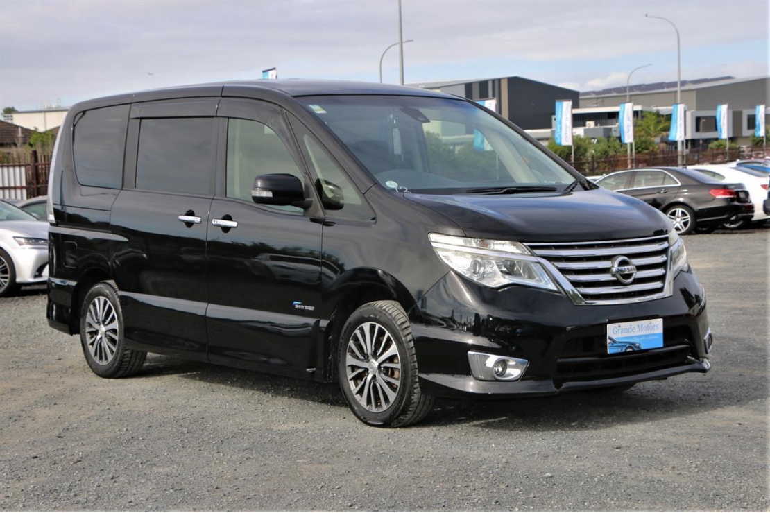 Ilikethat - Nissan, Serena Hybrid.8 seater.Cruise Co..., 2014 - Auckland City, Auckland