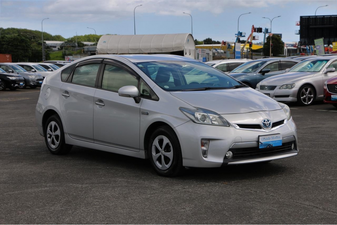 Ilikethat - Toyota, Prius PHV.G spec.Cruise control..., 2012  - Auckland City, Auckland 