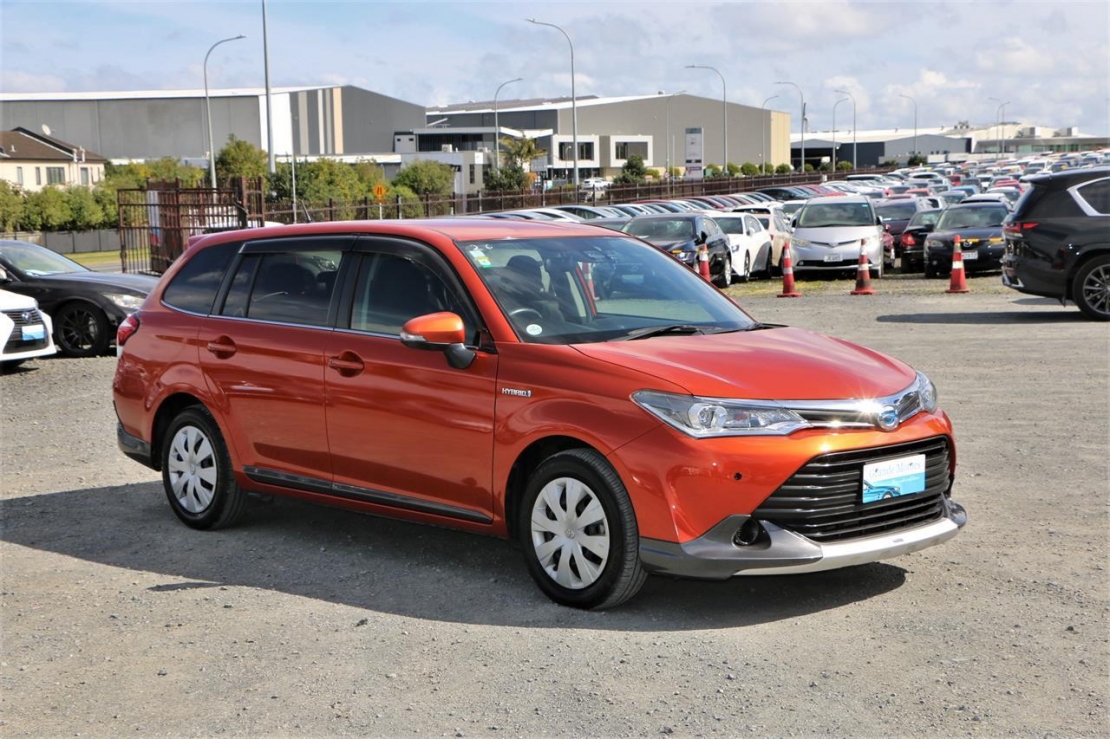 Ilikethat - Toyota, Corolla Fielder G.Hybrid.Rear cam..., 2015  - Auckland City, Auckland 