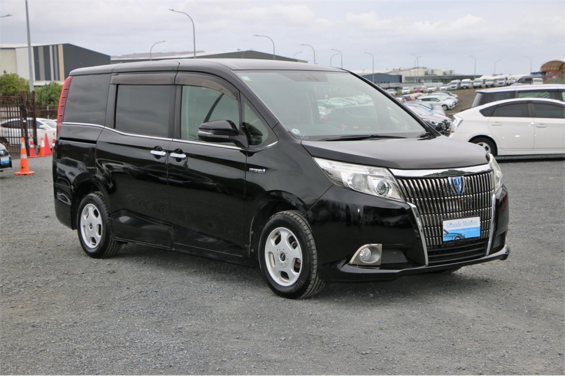 Ilikethat - Toyota, ESQUIRE Hybrid.7 seats.Electric d..., 2014  - Auckland City, Auckland 