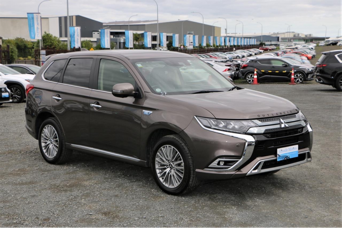 Ilikethat - Mitsubishi, Outlander PHEV 4WD G, 2020 - Auckland City, Auckland
