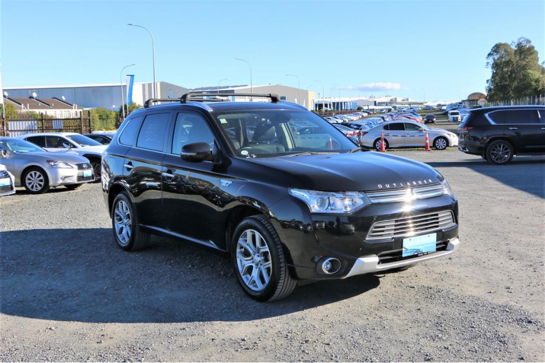 Ilikethat - Mitsubishi, Outlander PHEV Plug-in.4WD.Radar cr..., 2014 - Auckland City, Auckland
