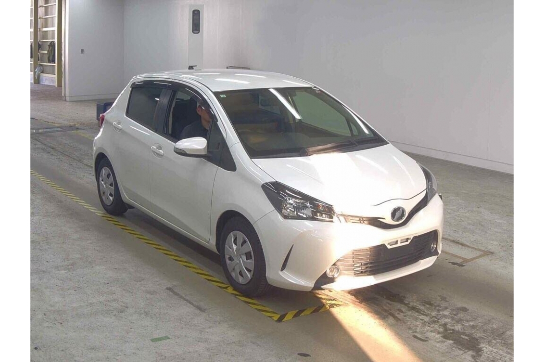 Ilikethat - Toyota, Vitz LOW KM.Button start.Airbags., 2016 - Auckland City, Auckland