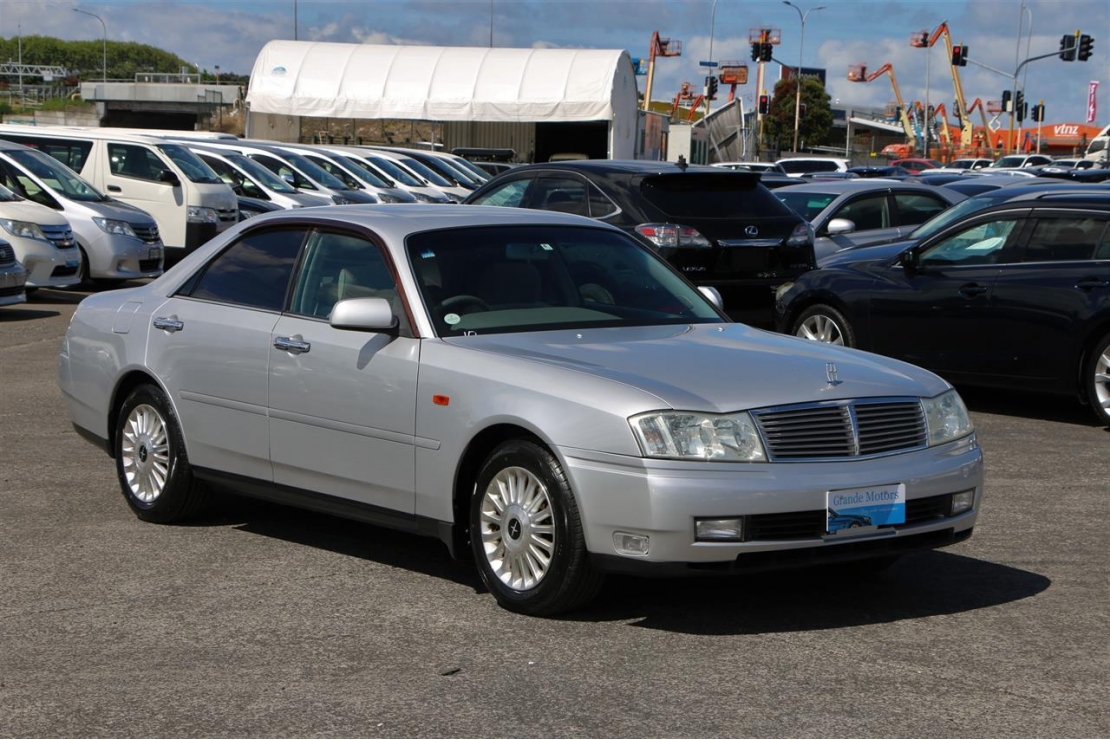 Ilikethat - Nissan, CEDRIC 40th.Anniversary.New tire..., 2000  - Auckland City, Auckland