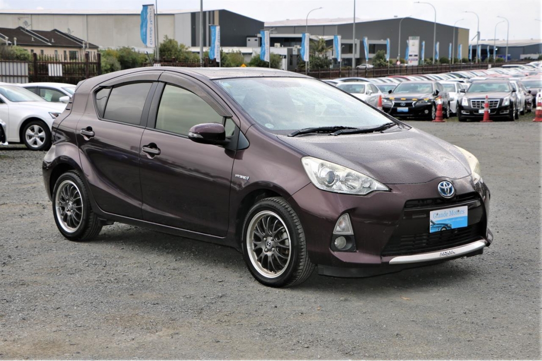 Ilikethat - Toyota, Aqua G.Leather.Rear camera.But..., 2014  - Auckland City, Auckland 