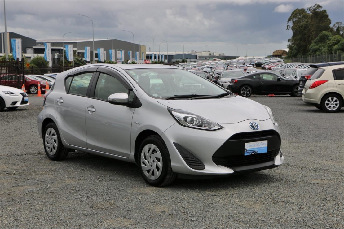 Ilikethat - Toyota, Aqua Facelift. SRS Airbags., 2018  - Auckland City, Auckland 