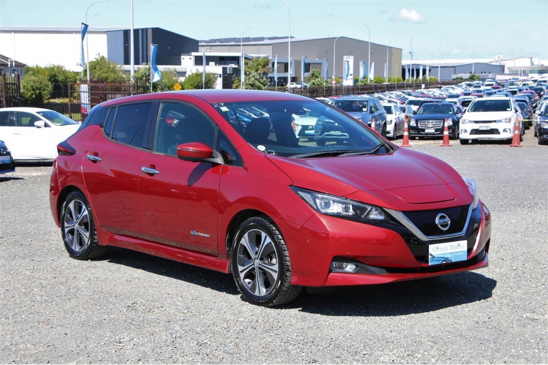 Ilikethat - Nissan, Leaf G.40KW.SOH 87%.Apple CarP..., 2017  - Auckland City, Auckland 