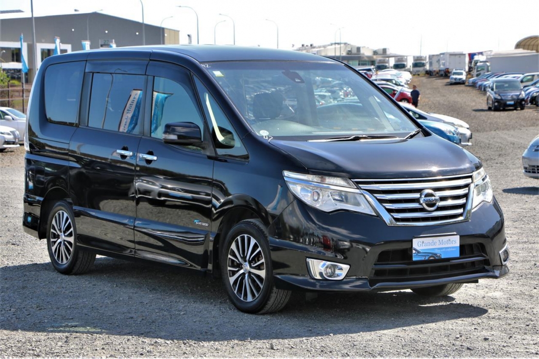Ilikethat - Nissan, Serena Hybrid.Highway star.Rear ..., 2015  - Auckland City, Auckland 