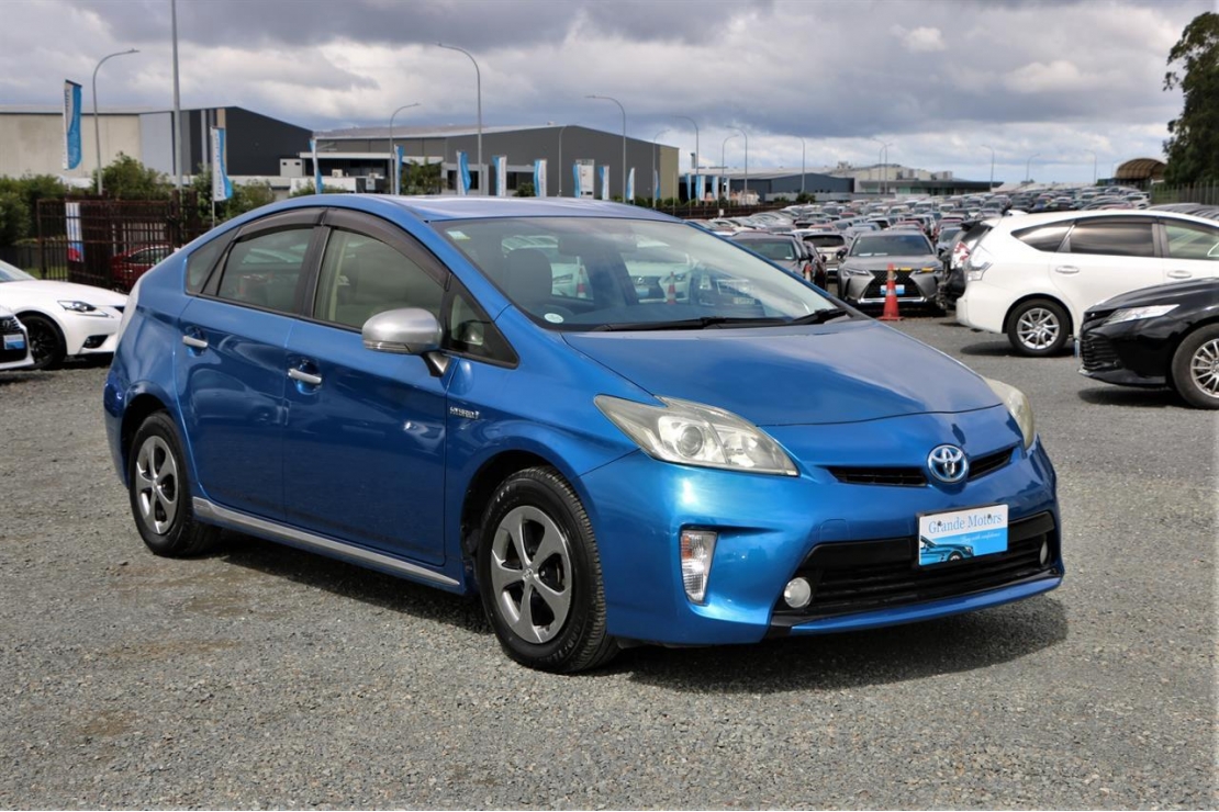 Ilikethat - Toyota, Prius S Package.Rear camera.8 A..., 2013  - Auckland City, Auckland 