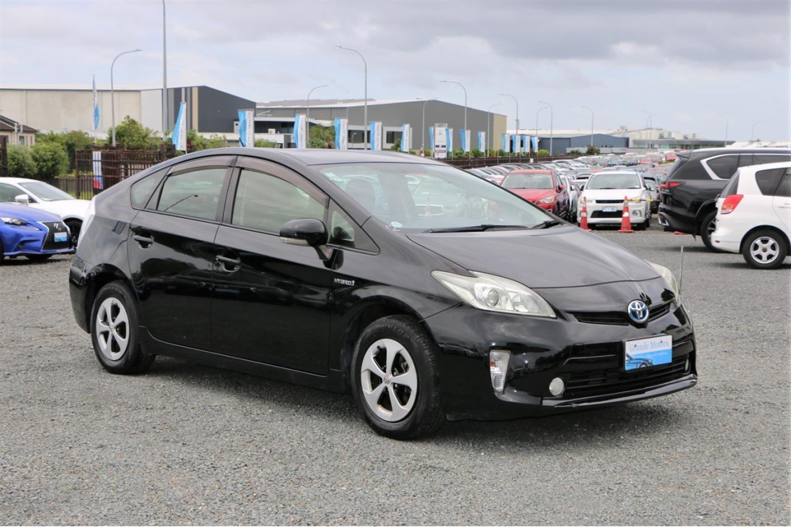 Ilikethat - Toyota, Prius Rear camera.8 Airbags., 2014  - Auckland City, Auckland 