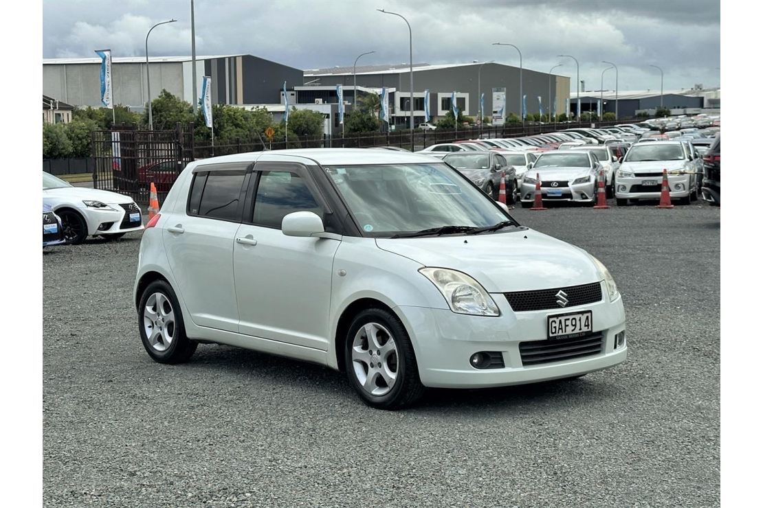 Ilikethat - Suzuki, Swift SRS Airbags., 2005  - Auckland City, Auckland 