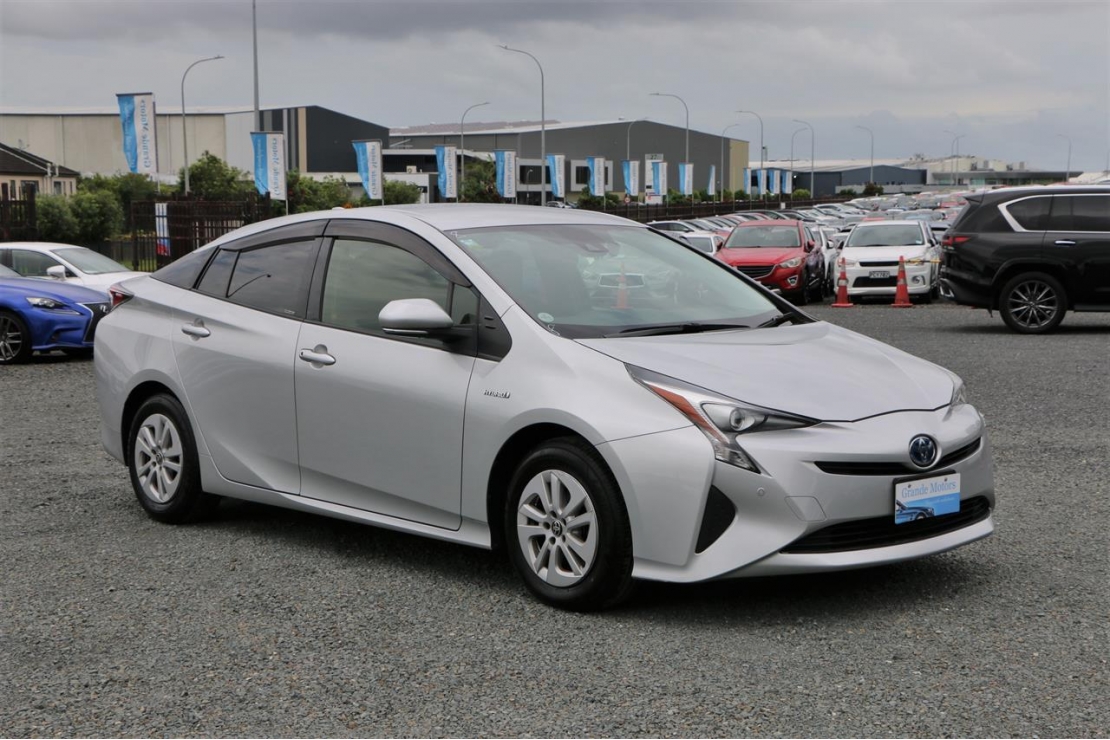 Ilikethat - Toyota, Prius G.Radar cruise.Lane assis..., 2018  - Auckland City, Auckland 