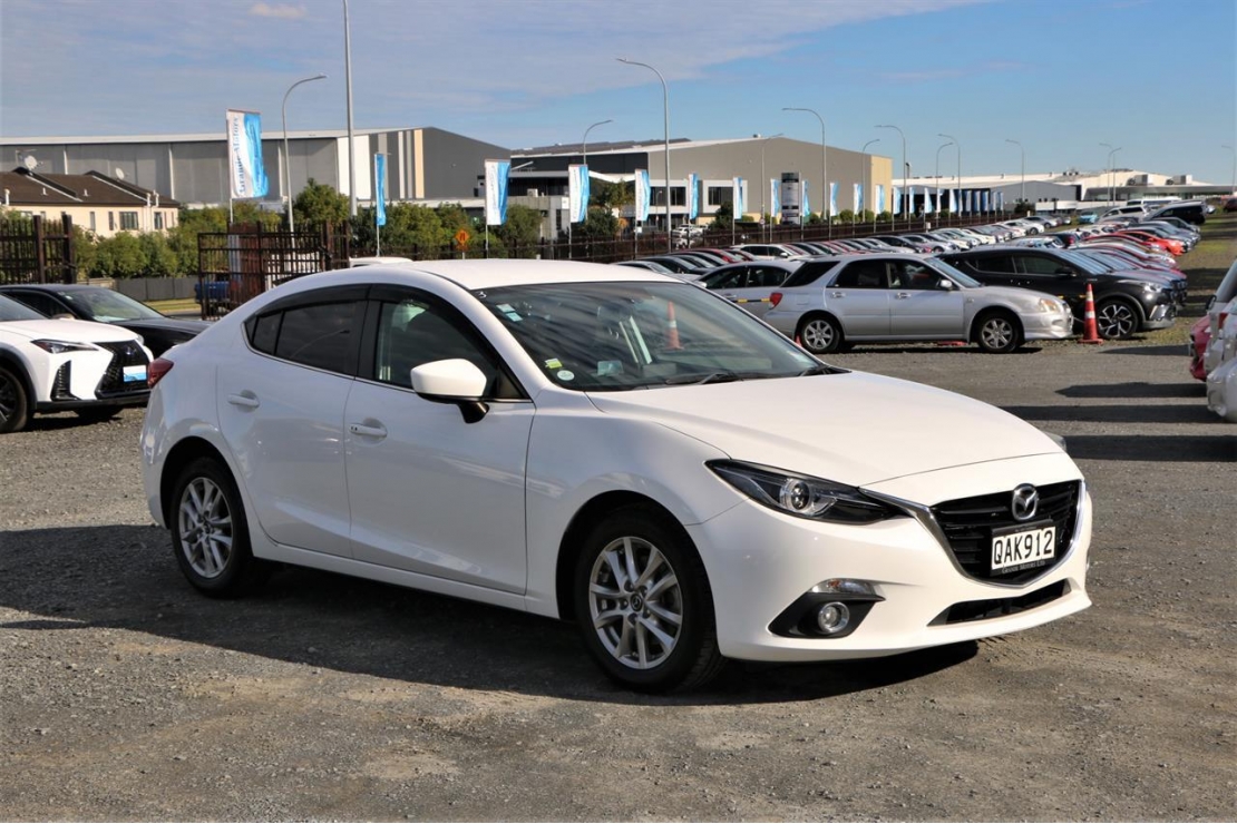 Ilikethat - Mazda, Axela Hybrid.HUD.BOSE.BSM.Cruis..., 2014  - Auckland City, Auckland 