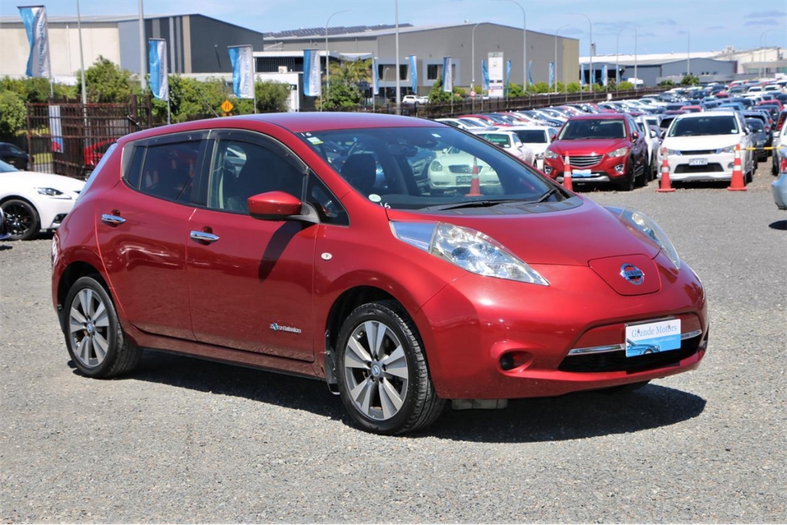 Ilikethat - Nissan, Leaf 30S.SOH75%.Reversing came..., 2017  - Auckland City, Auckland 