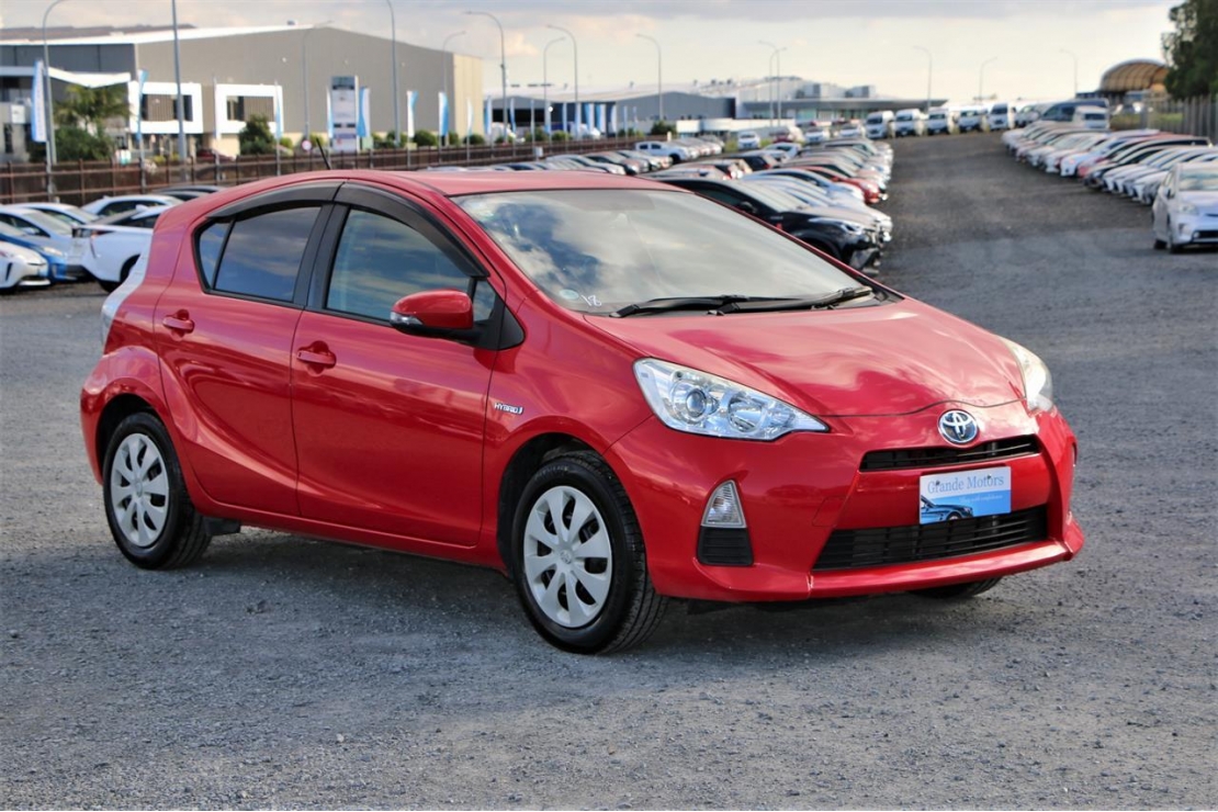 Ilikethat - Toyota, Aqua S pack.Button start.Alarm., 2014  - Auckland City, Auckland 