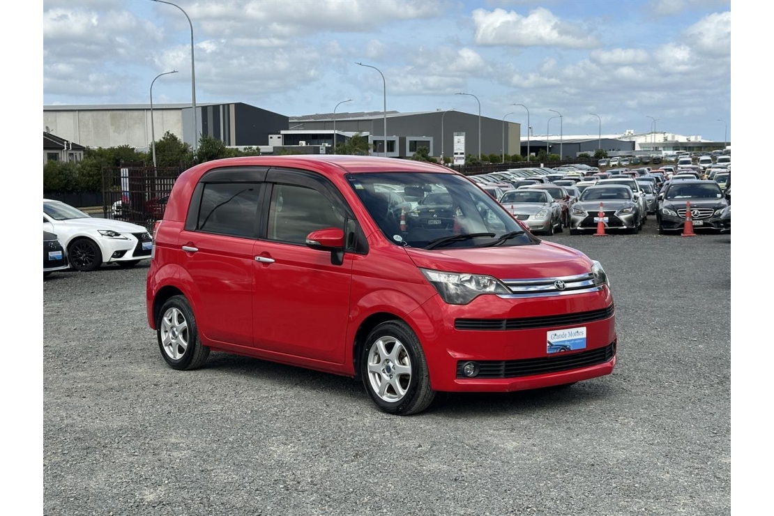 Ilikethat - Toyota, Spade Button start.Rear camera...., 2013  - Auckland City, Auckland 