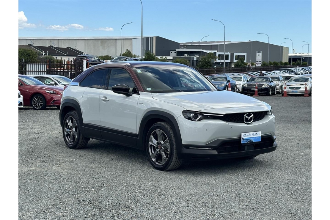 Ilikethat - Mazda, MX-30 HUD.Lane assist.Radar cru..., 2020  - Auckland City, Auckland 