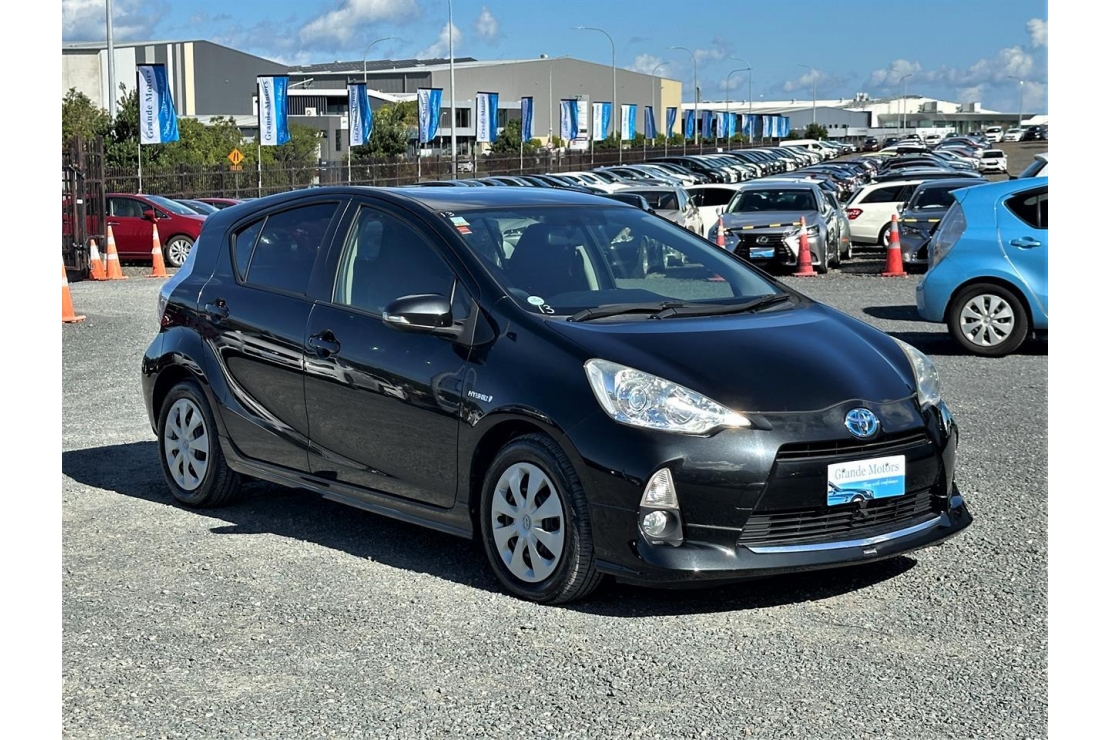Ilikethat - Toyota, Aqua G spec.Rear camera.Button..., 2013 - Auckland City, Auckland 