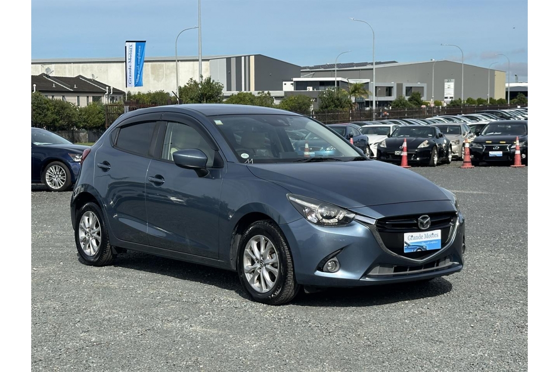 Ilikethat - Mazda, Demio Skyactiv.Leather.HUD.Allo..., 2015  - Auckland City, Auckland 