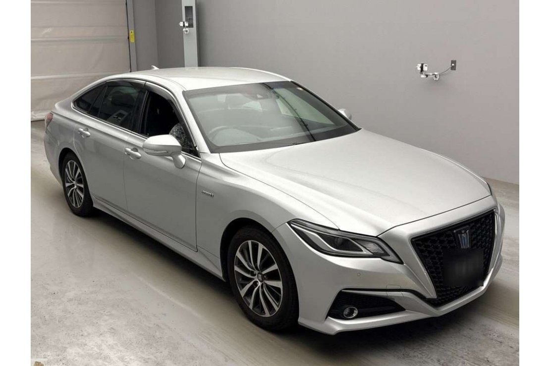 I like that Featured Classified Listing - Toyota, Crown Hybrid S C Package Transit, 2019 - Auckland City, Auckland