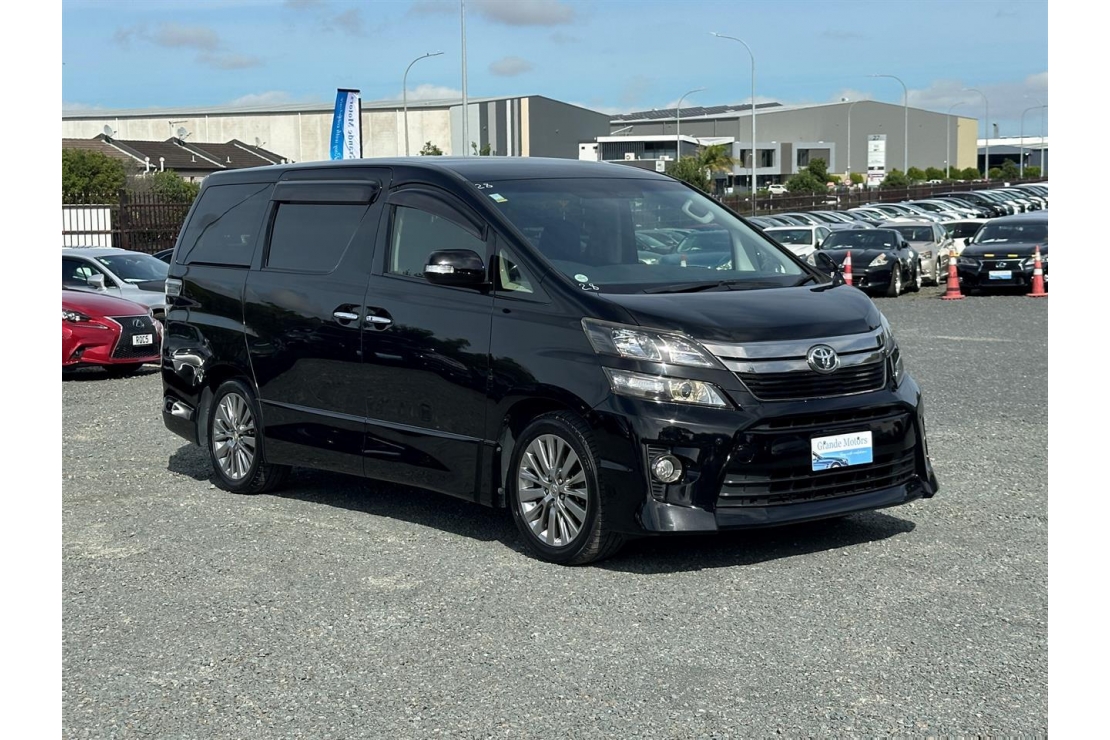 Ilikethat - Toyota, Vellfire Golden Eye.Park sensors.R..., 2013  - Auckland City, Auckland 