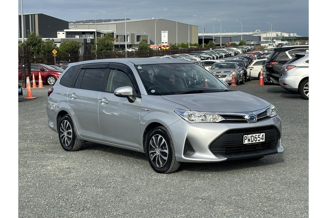 Ilikethat - Toyota, Corolla Fielder.Hybrid.Button sta..., 2017  - Auckland City, Auckland 