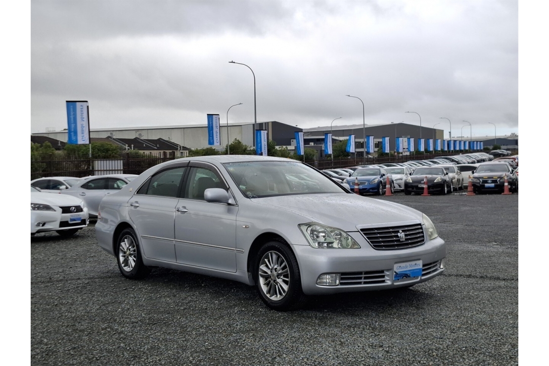 Ilikethat - Toyota, Crown Royal Saloon.Reversing Ca..., 2005 - Auckland City, Auckland 