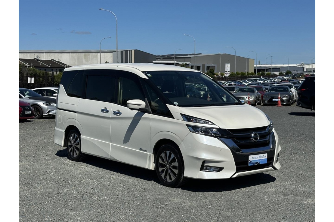 Ilikethat - Nissan, Serena Highway Star.Hybrid.8 sea..., 2017  - Auckland City, Auckland 