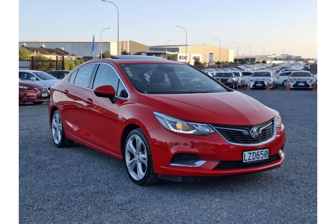 Ilikethat - Holden, Astra NZ NEW.Sunroof.Leather.La..., 2019  - Auckland City, Auckland 