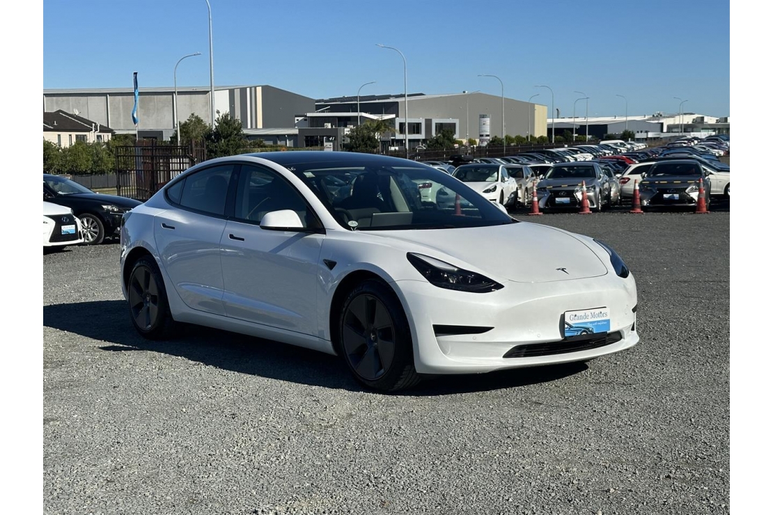 Ilikethat - Tesla, Model 3 BASE GRADE. PANOROOF. AUC..., 2022  - Auckland City, Auckland 