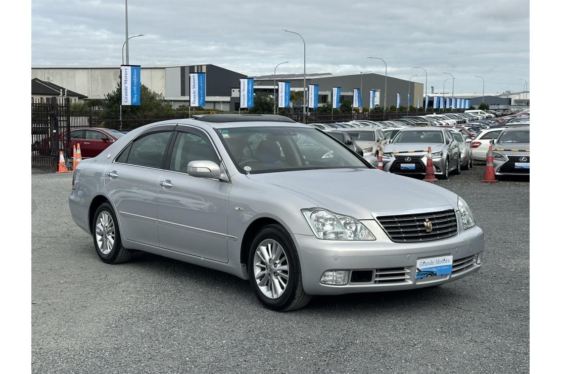 Ilikethat - Toyota, Crown G.Sunroof.Mark Levinson.R..., 2005  - Auckland City, Auckland 