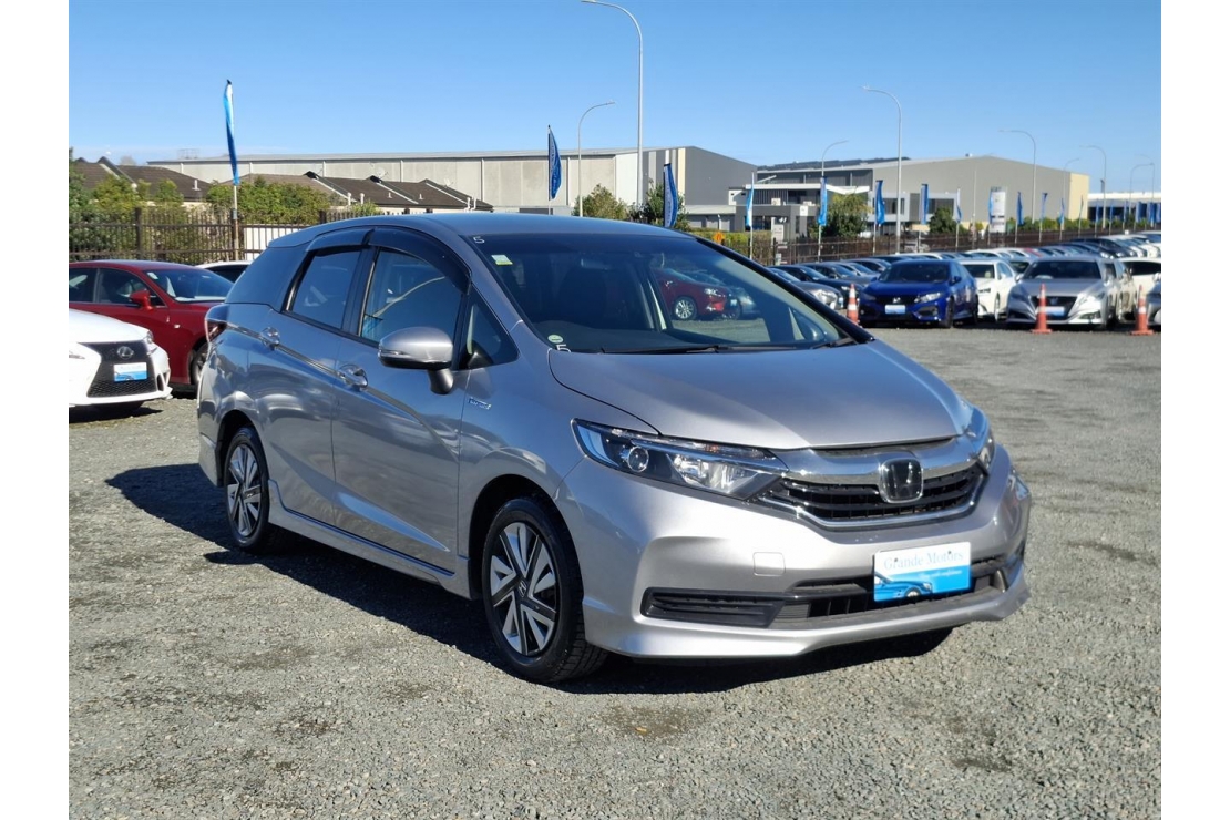 Ilikethat - Honda, Shuttle Hybrid.Safery radar.Lane ..., 2020 - Auckland City, Auckland